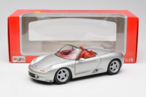 Porsche Boxster 986 Zilver Maisto 1:18 37800-M3 Metaal — afbeelding 8 van 8