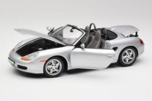 Porsche Boxster 986 Cabriolet Arctic Zilver Metallic UT Models 1:18 27852 Metaal — afbeelding 2 van 8