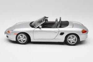 Porsche Boxster 986 Cabriolet Arctic Zilver Metallic UT Models 1:18 27852 Metaal — afbeelding 4 van 8