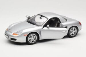 Porsche Boxster 986 Hard Top Zilver UT Models 1:18 27854 Metaal — afbeelding 2 van 8