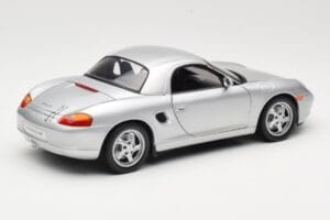 Porsche Boxster 986 Hard Top Zilver UT Models 1:18 27854 Metaal — afbeelding 3 van 8