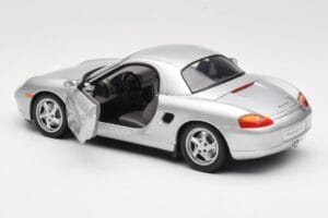 Porsche Boxster 986 Hard Top Zilver UT Models 1:18 27854 Metaal — afbeelding 5 van 8