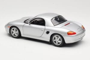 Porsche Boxster 986 Hard Top Zilver UT Models 1:18 27854 Metaal — afbeelding 7 van 8