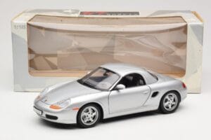 Porsche Boxster 986 Hard Top Zilver UT Models 1:18 27854 Metaal — afbeelding 8 van 8