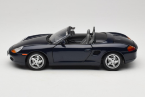 Porsche Boxster S 986 Night Blue UT Models 1:18 WAP021006 Metaal — afbeelding 3 van 7