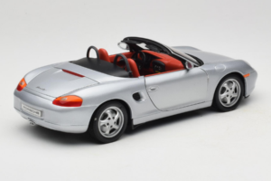 Porsche Boxster S 986 Zilver UT Models 1:18 WAP021007 Metaal — afbeelding 3 van 8