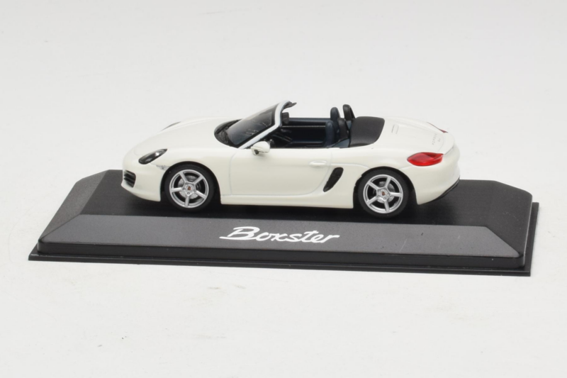 Porsche Boxster 981 Wit Minichamps 1:43 WAP0202000D-R1 Metaal