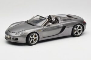 Porsche Carrera GT Grijs Metallic Maisto 1:18 36622-R1 Metaal