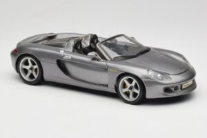 Porsche Carrera GT Grijs Metallic Maisto 1:18 36622-R1 Metaal — afbeelding 6 van 8