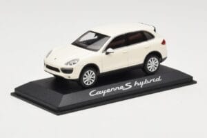 Porsche Cayenne 958 S Hybrid Wit Minichamps 1:43 WAP0200040B Metaal — afbeelding 2 van 4