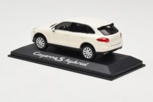 Porsche Cayenne 958 S Hybrid Wit Minichamps 1:43 WAP0200040B Metaal — afbeelding 3 van 4