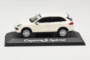 Porsche Cayenne 958 S Hybrid Wit Minichamps 1:43 WAP0200040B Metaal