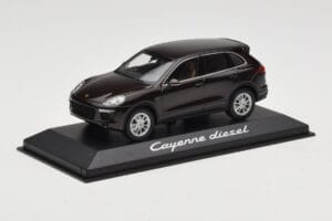 Porsche Cayenne 958 Diesel Acajou Brown Minichamps 1:43 WAP0200030E Metaal — afbeelding 2 van 4
