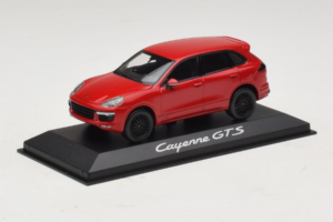 Porsche Cayenne 958 GTS Rood Minichamps 1:43 WAP0200070E Metaal — afbeelding 2 van 5