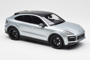 Porsche Cayenne E3 S Coupe Dolo Zilver Norev 1:18 WAP0213220K Metaal — afbeelding 4 van 6