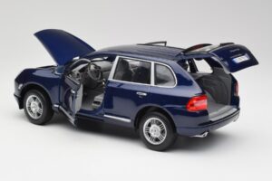 Porsche Cayenne S 9PA Dark Sea Blauw Metallic Maisto 1:18 31635 Metaal — afbeelding 5 van 8