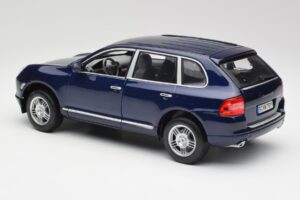 Porsche Cayenne S 9PA Dark Sea Blauw Metallic Maisto 1:18 31635 Metaal — afbeelding 7 van 8