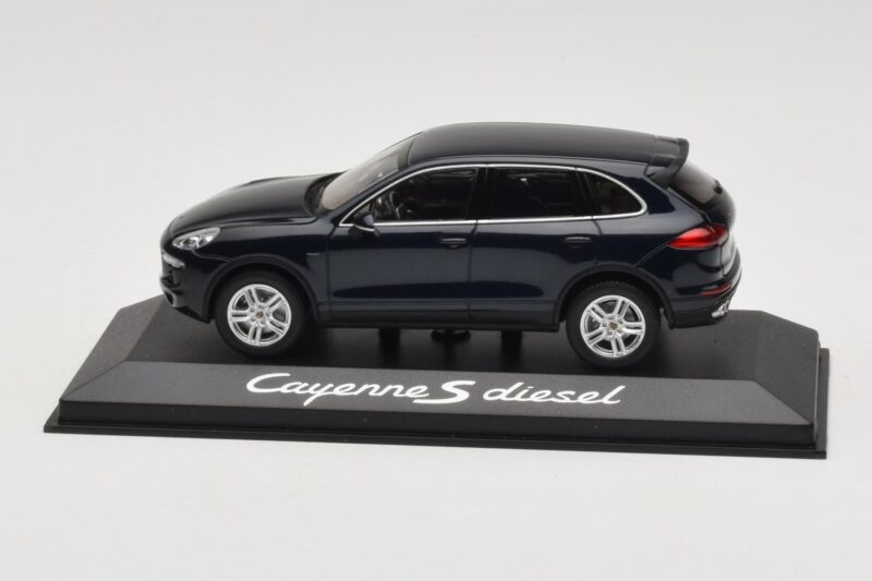Porsche Cayenne 958 S Diesel Blue Metallic Minichamps 1:43 WAP0200080E Metaal