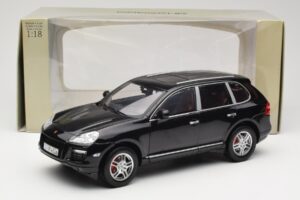 Porsche Cayenne Turbo 957 Zwart Norev 1:18 WAP02112317 Metaal — afbeelding 8 van 8