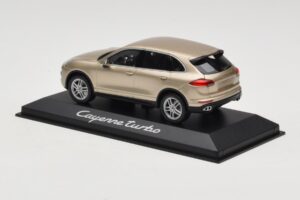 Porsche Cayenne 958 Turbo Goud Minichamps 1:43 WAP0200050E Metaal — afbeelding 3 van 4
