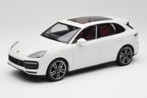 Porsche Cayenne 9YA Turbo Wit Metallic Minichamps 1:18 155042560 Metaal