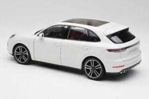 Porsche Cayenne 9YA Turbo Wit Metallic Minichamps 1:18 155042560 Metaal — afbeelding 7 van 8