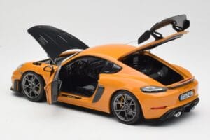 Porsche Cayman GT4 RS 982 Weissach Package Bahama Yellow Norev 1:18 187252 Metaal — afbeelding 5 van 8