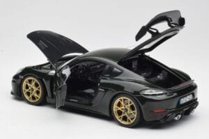 Porsche Cayman GT4 RS 982 Weissach Package Brewster Green Norev 1:18 187250 Metaal — afbeelding 5 van 8
