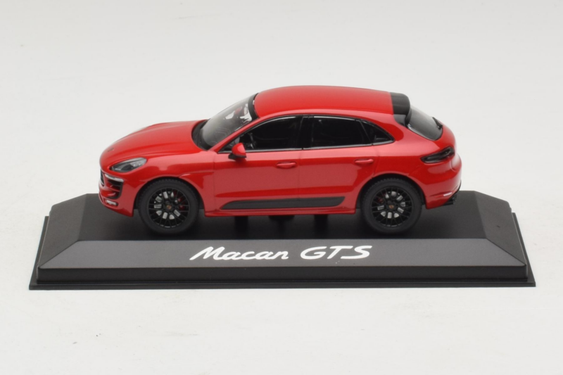Porsche Macan 95B GTS Rood Minichamps 1:43 WAP0206030G Metaal