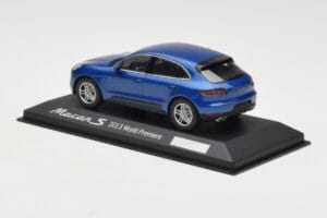 Porsche Macan 95B S Blauw World Premiere Minichamps 1:43 WAP0201550E Metaal — afbeelding 3 van 4