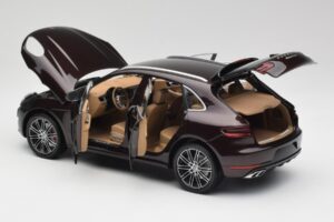 Porsche Macan 95B Turbo Mahonie Metallic Minichamps 1:18 110062500 Metaal — afbeelding 5 van 8