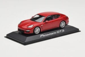 Porsche Panamera 970 GTS Rood Minichamps 1:43 WAP0200230C Metaal — afbeelding 2 van 4