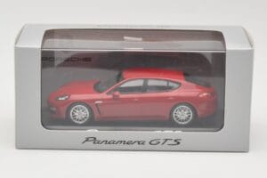 Porsche Panamera 970 GTS Rood Minichamps 1:43 WAP0200230C Metaal — afbeelding 4 van 4