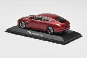 Porsche Panamera 970 Red Metallic Minichamps 1:43 WAP0200119 Metaal — afbeelding 3 van 4