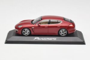 Porsche Panamera 970 Rood Minichamps 1:43 WAP02000119 Metaal