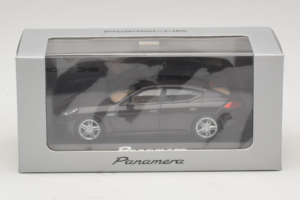 Porsche Panamera 970 Black Metallic Minichamps 1:43 WAP0203900E Metaal — afbeelding 5 van 5