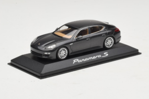 Porsche Panamera 970 S Grey Metallic Minichamps 1:43 WAP02000219 Metaal — afbeelding 2 van 4