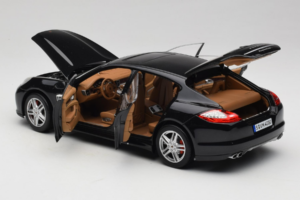 Porsche Panamera 970 Turbo Basalt Black Norev 1:18 WAP02100319 Metaal — afbeelding 5 van 8
