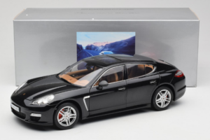 Porsche Panamera 970 Turbo Basalt Black Norev 1:18 WAP02100319 Metaal — afbeelding 8 van 8