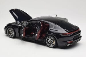 Porsche Panamera 971 Turbo S Blauw Metallic Minichamps 1:18 113061075 Metaal — afbeelding 5 van 8