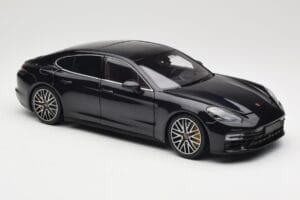 Porsche Panamera 971 Turbo S Blauw Metallic Minichamps 1:18 113061075 Metaal — afbeelding 6 van 8