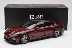 Porsche Panamera 971 Turbo S Rood Metallic Minichamps 1:18 113061077 Metaal — afbeelding 8 van 8