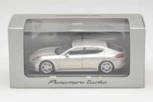 Porsche Panamera 970 Turbo Zilver Minichamps 1:43 WAP02000519 Metaal — afbeelding 5 van 5