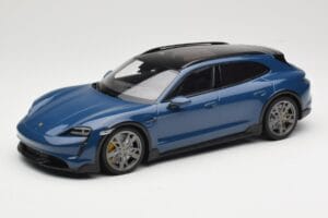 Porsche Taycan J1 Turbo S Cross Turismo Blauw Minichamps 1:18 155069301 Metaal