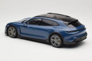 Porsche Taycan J1 Turbo S Cross Turismo Blauw Minichamps 1:18 155069301 Metaal — afbeelding 5 van 6