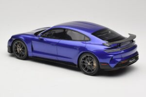 Porsche Taycan J1 Turbo GT Purple Sky Metallic GT Spirit 1:18 GT520 Hars — afbeelding 5 van 6
