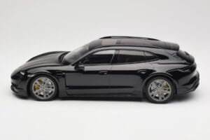 Porsche Taycan J1 Turbo S Cross Turismo Zwart Minichamps 1:18 155069300 Metaal — afbeelding 3 van 6