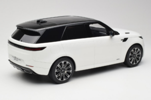 Range Rover Sport L461 P510e Fuji White GT Spirit 1:12 GT553 Hars — afbeelding 2 van 6