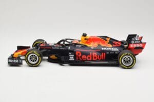 Red Bull Racing RB16 #33 M. Verstappen 3rd Place Styrian GP 2020 Minichamps 1:18 110200233 Metaal — afbeelding 3 van 6