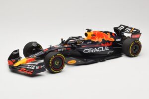 Red Bull Racing RB18 #1 M. Verstappen Winner Miami GP 2022 Minichamps 1:18 110220501 Metaal